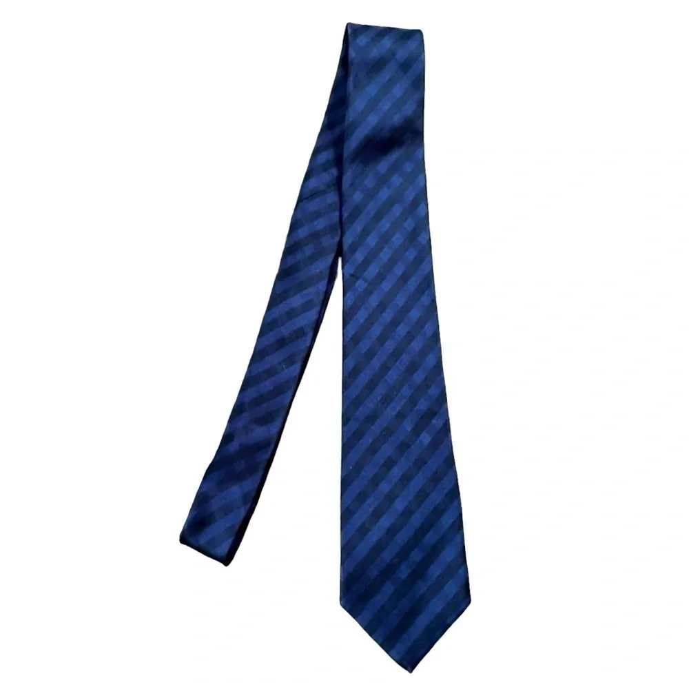Banana Republic Silk Navy Blue Checkered Dress Tie 100% Silk Stain Resis…